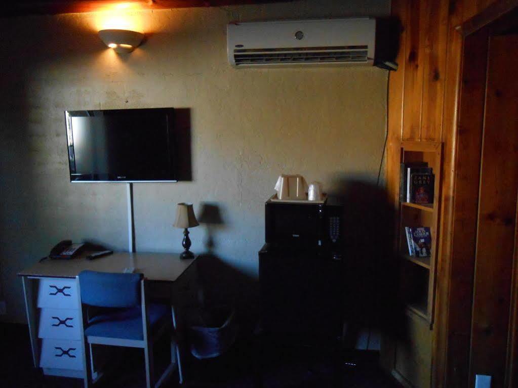 Redrock Country Inn Kanab Bagian luar foto